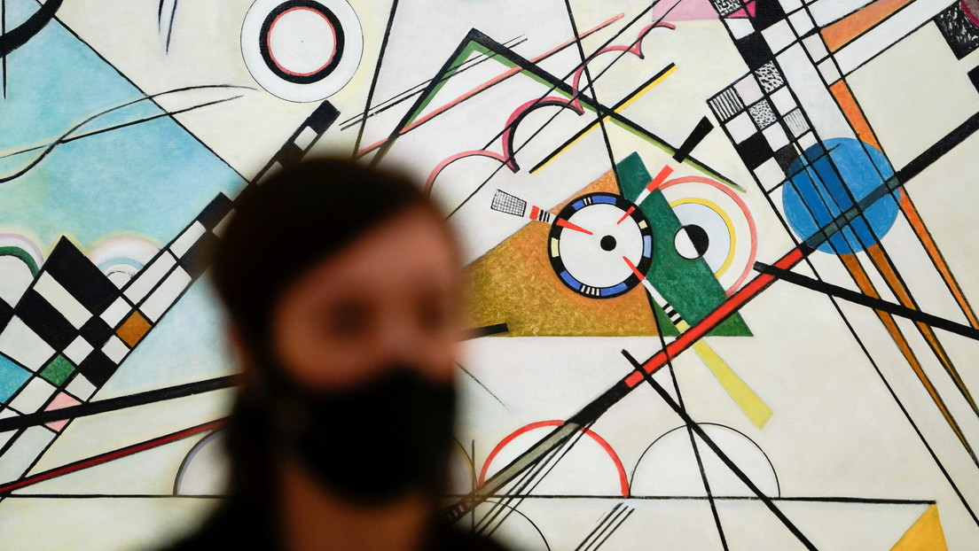 Decenas de obras del pionero de la abstracción Vasily Kandinsky se exponen en el Museo Guggenheim en España