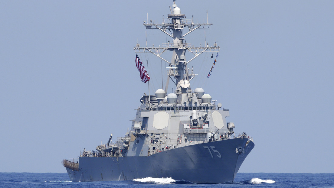 La flota rusa rastrea a un destructor de la Armada de EE.UU. que ingresó al mar Negro