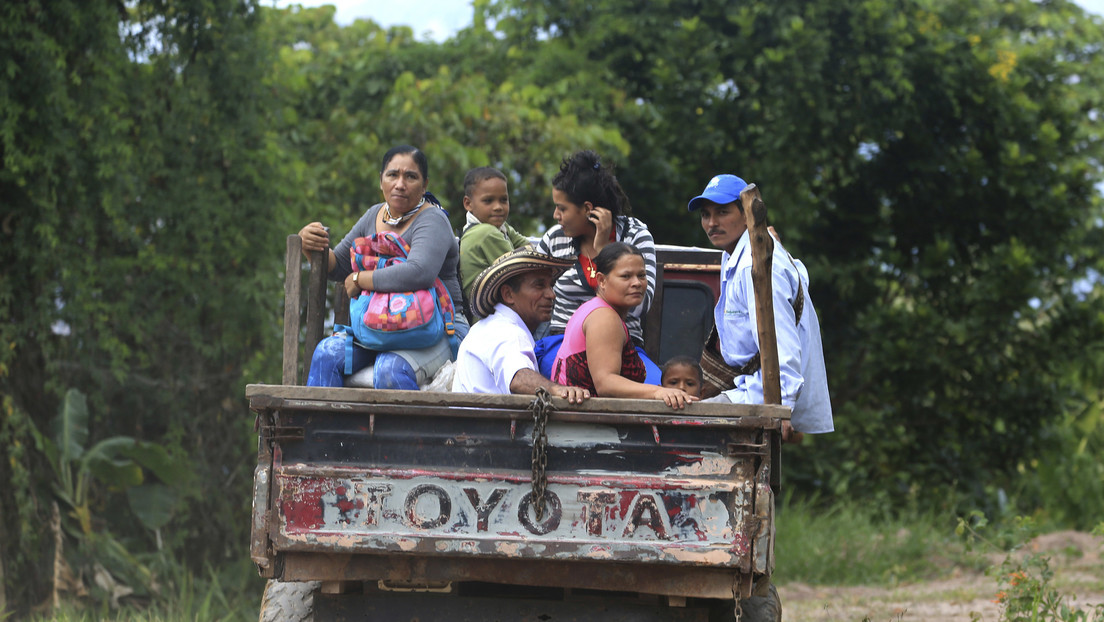 Denuncian la "grave crisis humanitaria" en Colombia tras otro masivo desplazamiento forzado en el Cauca