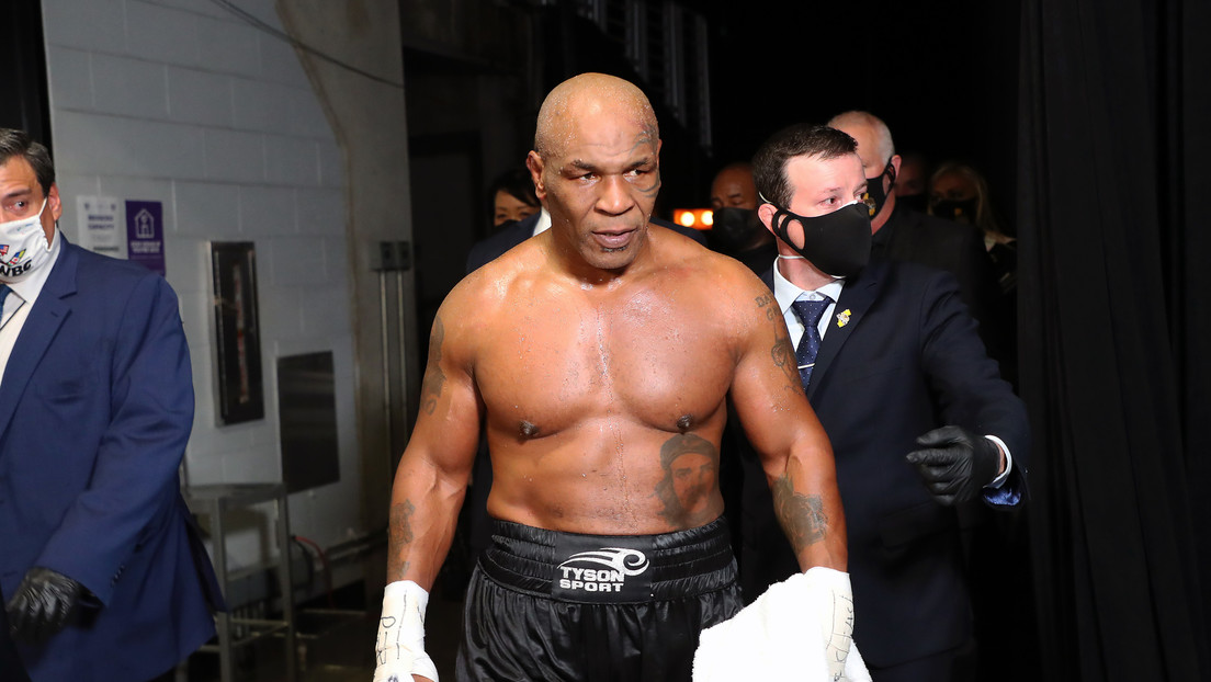 Mike Tyson: "El boxeo estaba casi muerto y la UFC nos pateaba el trasero, pero los 'youtubers' boxeadores lo traen de vuelta"