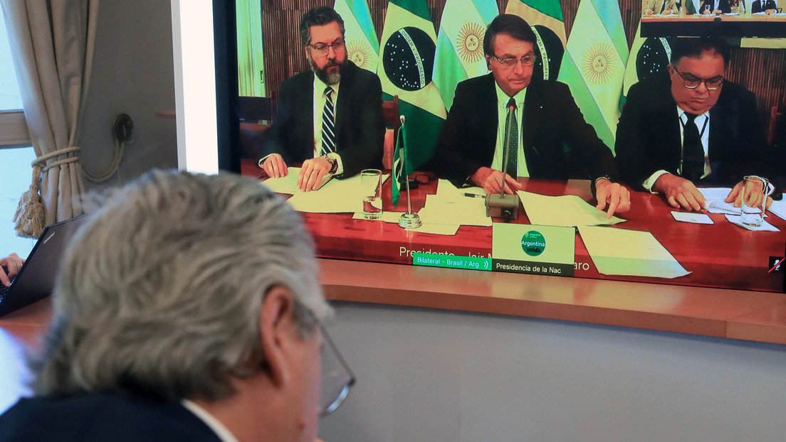 Alberto Fernández conversa por videoconferencia con Bolsonaro y pide dejar "las diferencias del pasado"