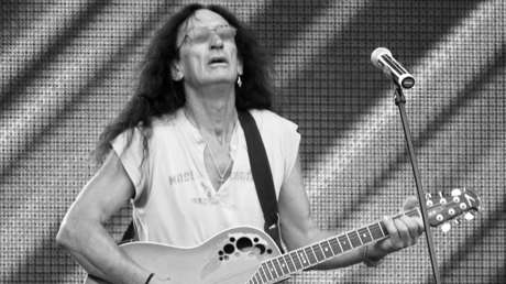 Fallece a los 75 años Ken Hensley, extecladista británico de Uriah Heep