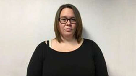 Condenan a prisión a una exmaestra sustituta por tener relaciones sexuales con dos alumnos en Alabama