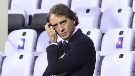 El seleccionador italiano de fútbol da positivo por covid-19 dos semanas después de haber bromeado sobre la infección