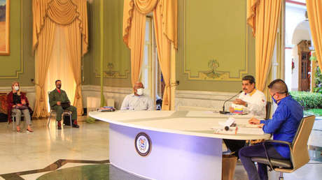 Maduro celebra que los ensayos de la vacuna rusa Sputnik V en Venezuela van "muy bien"