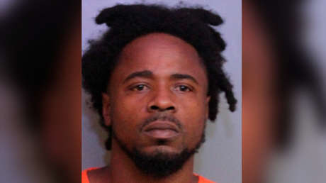 "No quiero que sea blando": Delincuente alega que involucró a un niño de 8 años en sus crímenes porque "estaba tratando de templarlo"