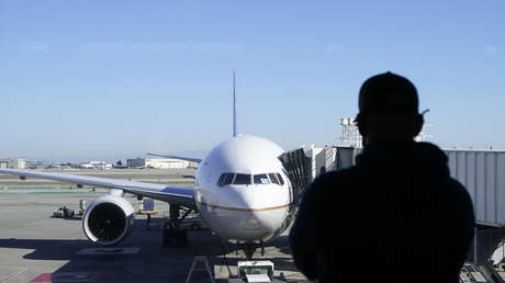 Legisladores estadounidenses levantan críticas por viajar a una conferencia en Hawái a pesar de las restricciones y advertencias por el covid-19