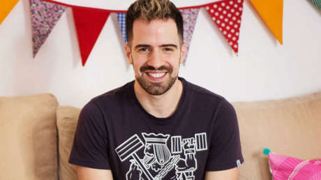 Allanan la casa de 'La Faraona', un conocido youtuber argentino acusado de apología a la pedofilia