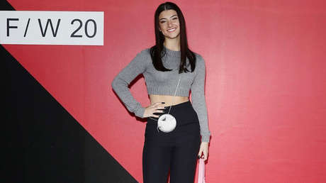 Una estrella de TikTok pierde un millón de seguidores tras una polémica por un video con su chef personal