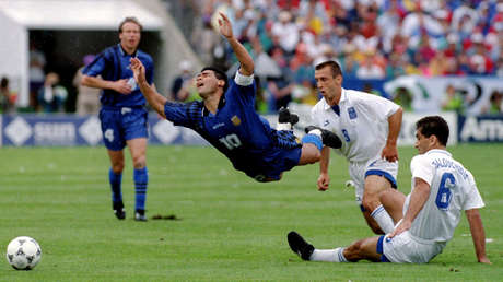 "Me cortaron las piernas": Los otros momentos críticos en que Maradona dejó en vilo a Argentina