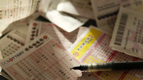 Un hombre se entera de que ganó casi 60.000 dólares a la lotería un mes y medio después del sorteo