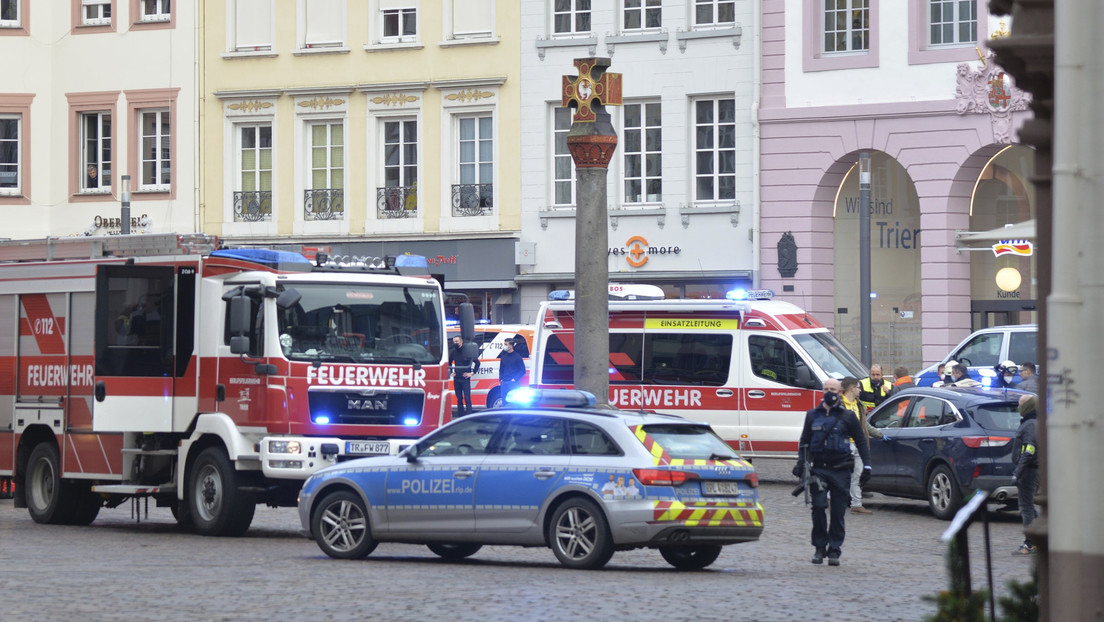 Publican videos desde la ciudad alemana donde un coche embistió contra peatones dejando dos muertos y varios heridos