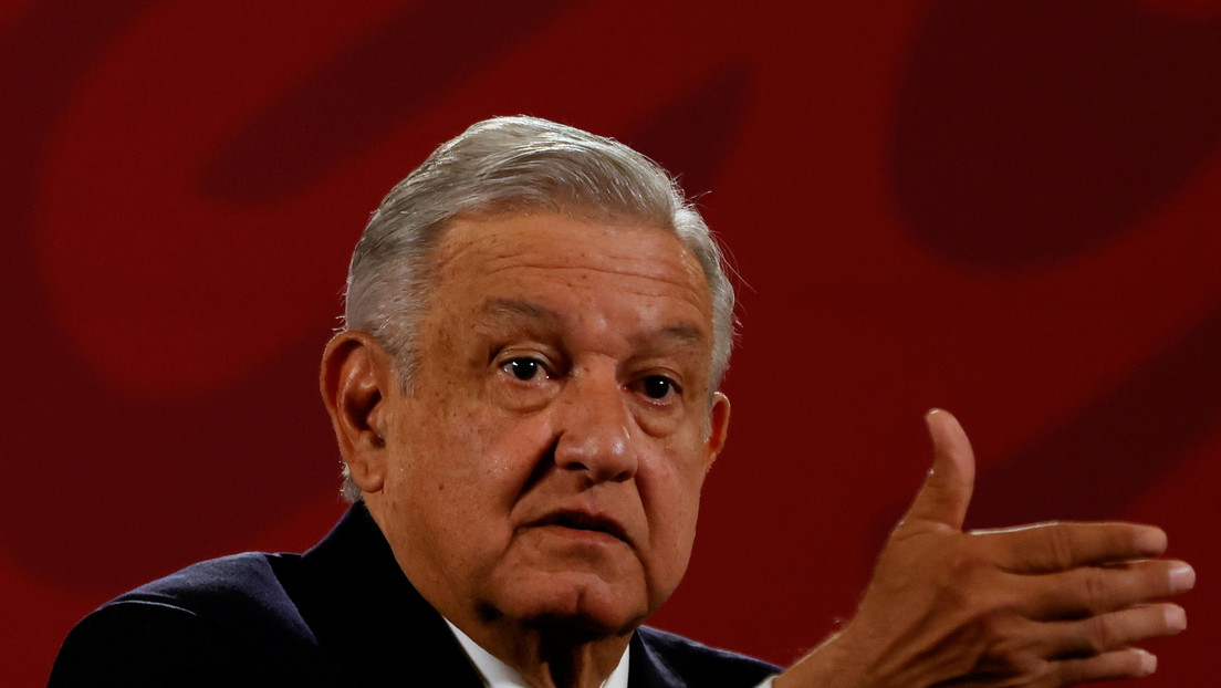 López Obrador reitera que "no es indispensable" el uso de la mascarilla pese a las recomendaciones de la OMS a México
