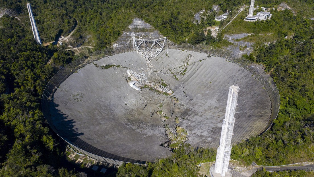 VIDEO: Momento en el que colapsa el histórico radiotelescopio de Arecibo en Puerto Rico