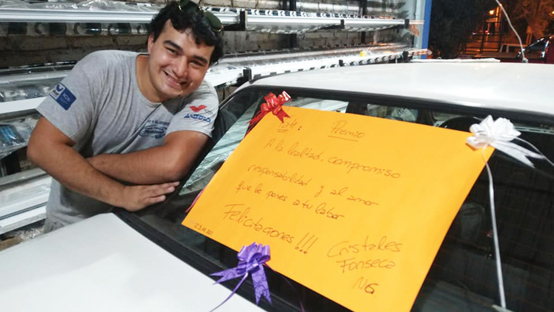 VIDEO: Un argentino cumple el sueño de su empleado y le regala su primer coche