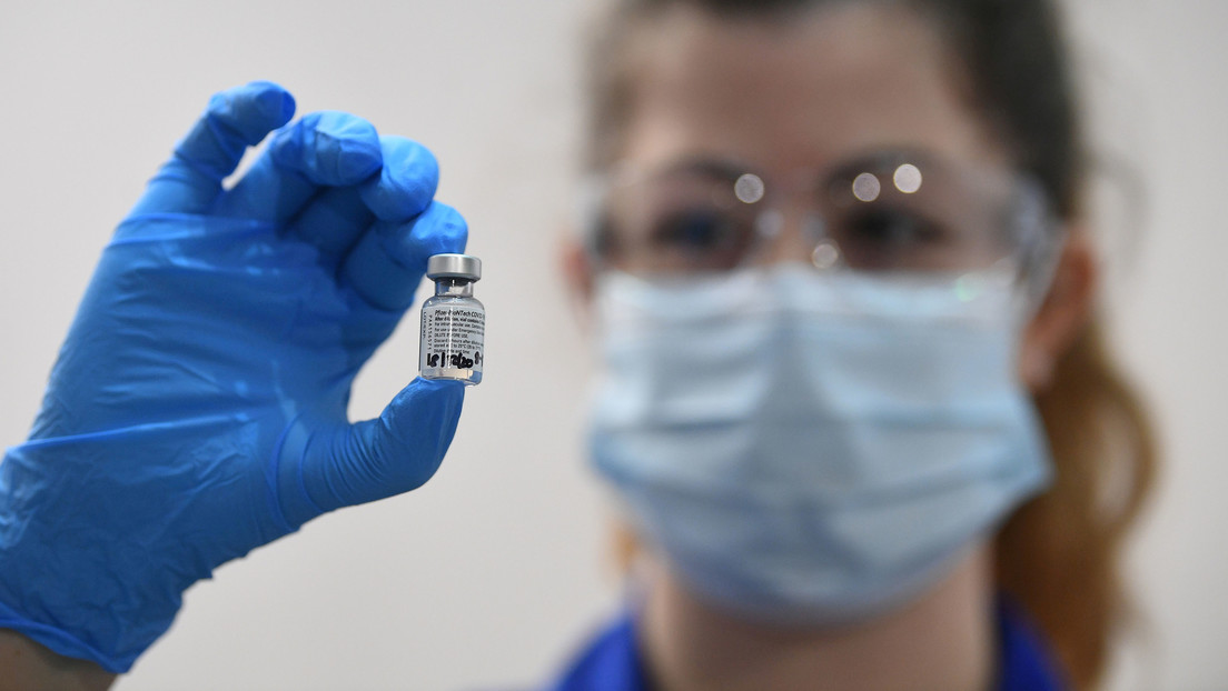 Cuatro voluntarios experimentan temporalmente una parálisis facial durante el ensayo de la vacuna de Pfizer