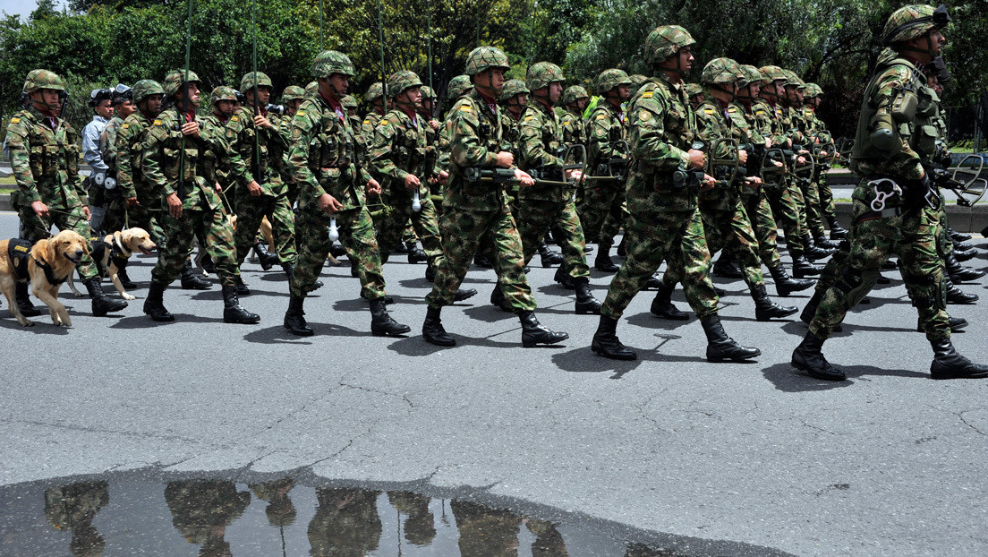 Qué se sabe sobre los dos militares del Ejército colombiano que fueron ascendidos pese a estar investigados por 'falsos positivos'