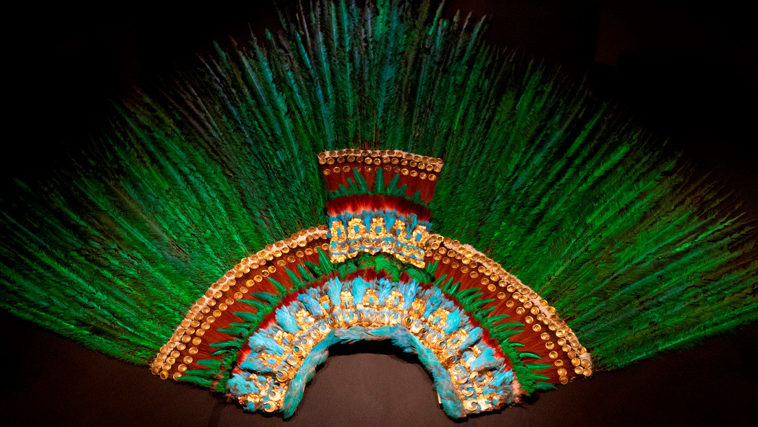"El penacho de Moctezuma no es de Austria ni de México", afirma el director del museo en Viena que alberga la histórica y disputada pieza