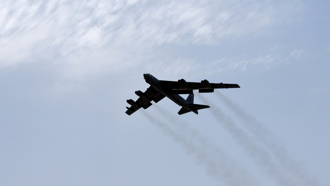 Dos bombarderos estratégicos de EE.UU. sobrevuelan Oriente Medio en momentos de gran tensión con Irán