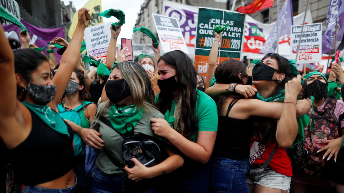 Manifestación en Buenos Aires ante la votación sobre la legalización del aborto