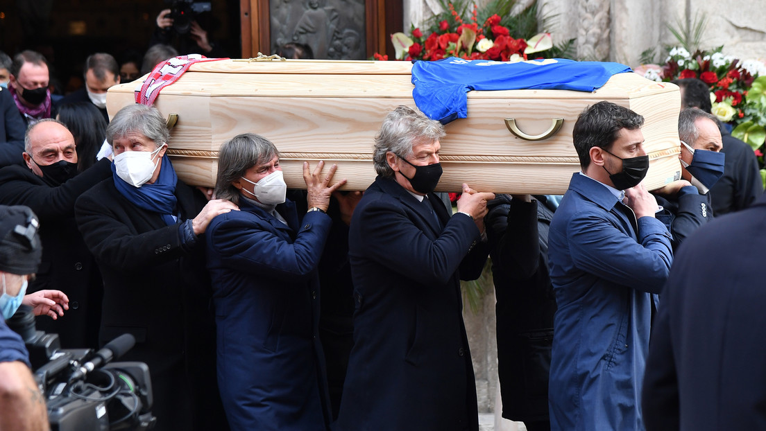 "Una profanación": Roban en la casa de Paolo Rossi durante su funeral