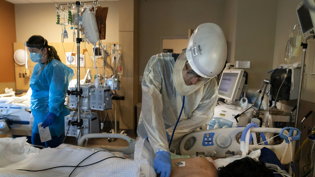 Los hospitales de California siguen sobrecargados a causa de los pacientes con covid-19 y buscan racionar la atención médica