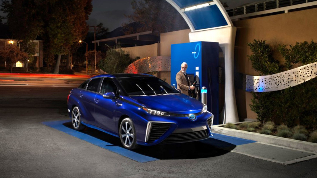 El presidente de Toyota asegura que los vehículos eléctricos están sobrevalorados y explica por qué