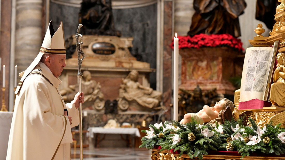 VIDEO: El papa Francisco celebra la misa de Nochebuena desde el Vaticano