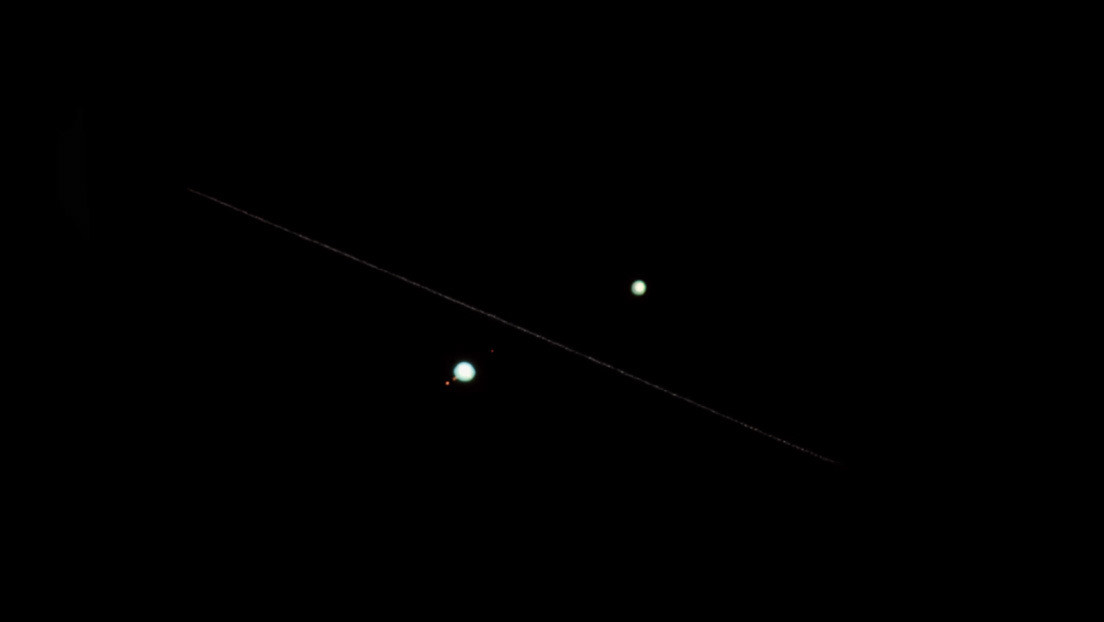 Un fotógrafo capta a la EEI pasando entre Júpiter y Saturno (VIDEO, FOTO)
