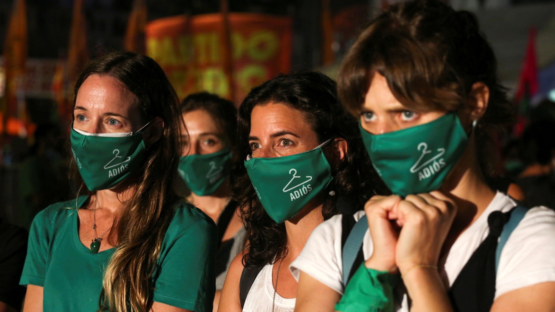 Después de horas de debate, crece en Argentina la expectativa por el pronunciamiento del Senado sobre la legalización del aborto