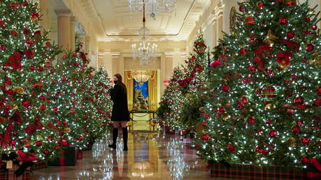 "¿A quién le importa un carajo?": La Red recuerda un audio filtrado de Melania Trump, luego que revelara las decoraciones navideñas de la Casa Blanca