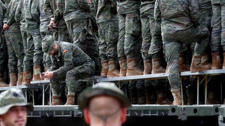 Un exmiembro del chat de militares españoles que hablaba de fusilar a 26 millones de personas: "Aspiran a que haya una dictadura"