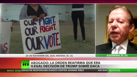Abogado: "La orden del juez de restaurar la DACA reafirma que era ilegal la decisión de Trump sobre el programa"