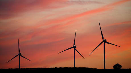 Gates propone crear una nueva agencia federal y aumentar cinco veces el gasto en energías limpias para combatir el cambio climático