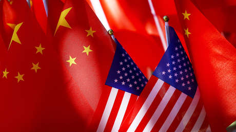 Axios: Una presunta espía china se acostó con políticos de EE.UU. para recabar información de inteligencia