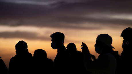 EE.UU. registra más de 3.000 muertes por covid-19 en un día, cifra récord