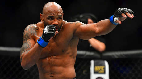 Peleadores rusos retan al cubano Romero tras su salida de la UFC