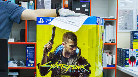 VIDEO: Muestran gracias a un 'bug' cómo se ve el protagonista de 'Cyberpunk 2077' en tercera persona