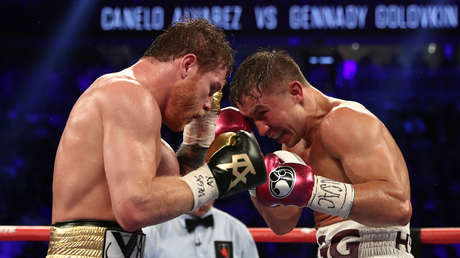 'Canelo' Álvarez no descarta la posibilidad de la esperada trilogía contra Golovkin tras exhibirse ante Smith