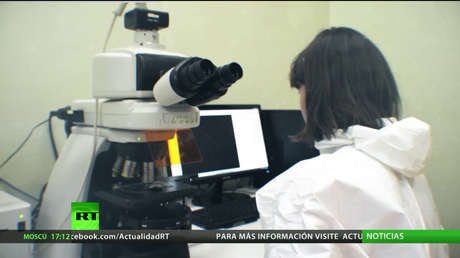 Alertan que las vacunas falsas contra el coronavirus llegan al mercado negro