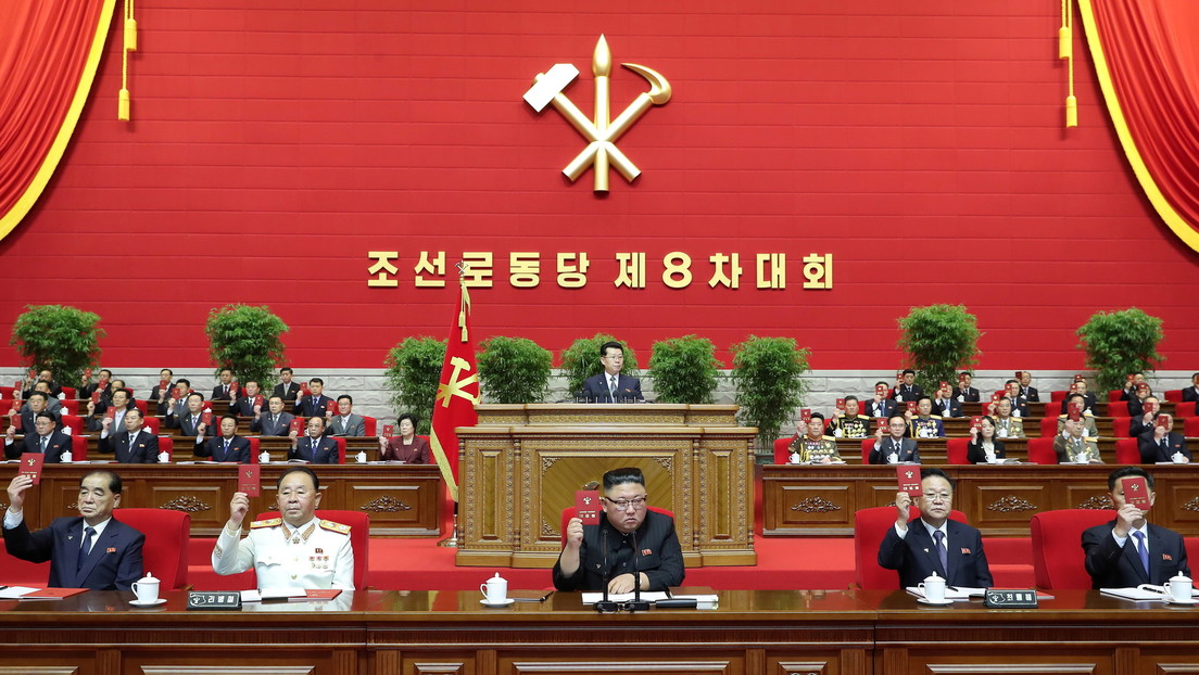 Kim Jong-un admite el fracaso del plan económico norcoreano "en casi todos los sectores"