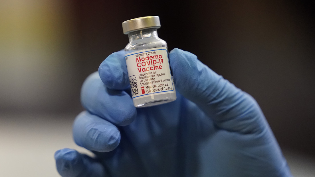 La Agencia Europea de Medicamentos recomienda autorizar la vacuna de Moderna contra el coronavirus