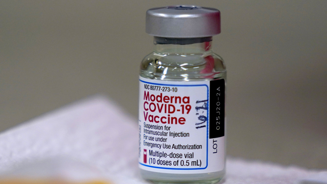 El director ejecutivo de Moderna asegura que su vacuna puede proteger del covid-19 durante "un par de años"