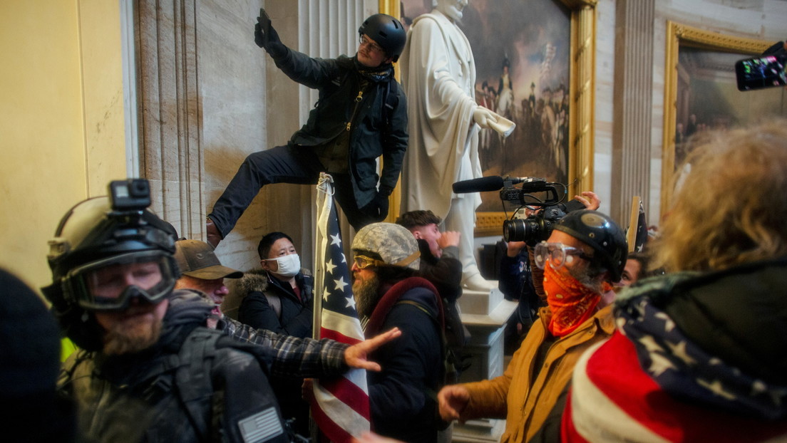 "Una hermosa vista": China compara los disturbios en el Capitolio de EE.UU. con las protestas de Hong Kong