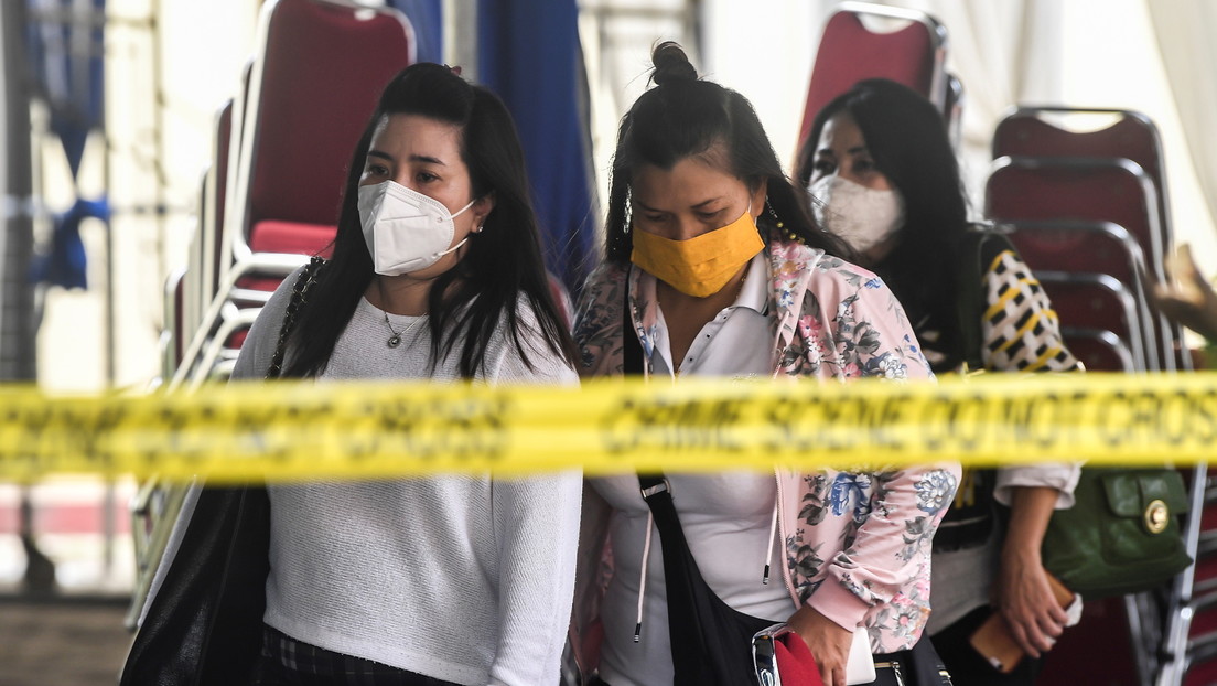 "Adiós familia": el desgarrador último mensaje de una madre antes de subir al avión que se estrelló en Indonesia