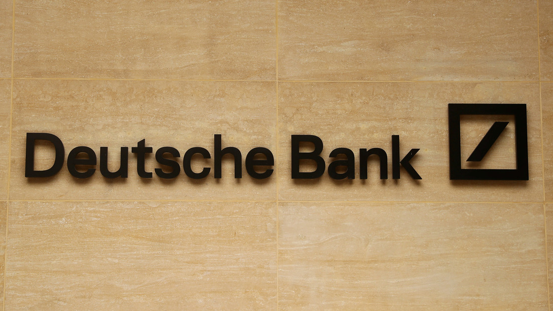 Reportan que Deutsche Bank decidió perdonarle a Trump una deuda de más de 300 millones de dólares para cortar lazos con el mandatario y sus empresas