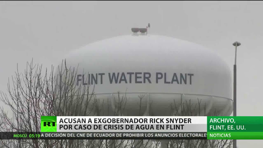 Acusan al exgobernador de Míchigan Rick Snyder por un caso de crisis de agua en Flint