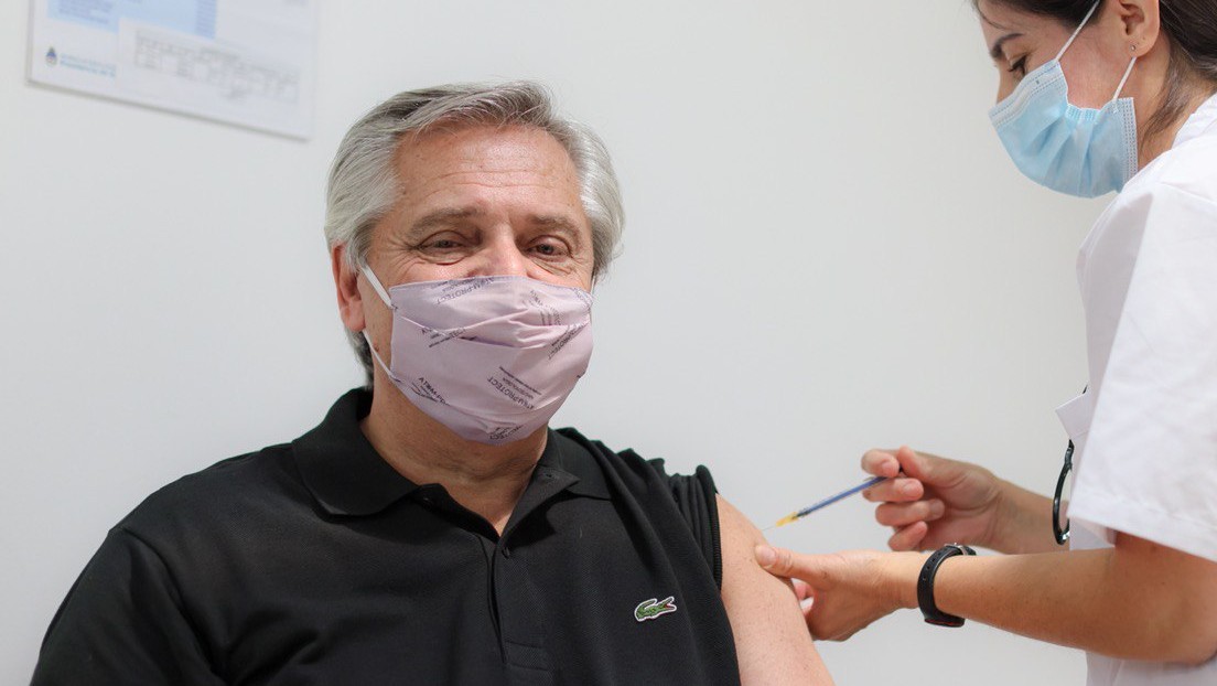 Alberto Fernández recibe la vacuna rusa Sputnik V contra el coronavirus