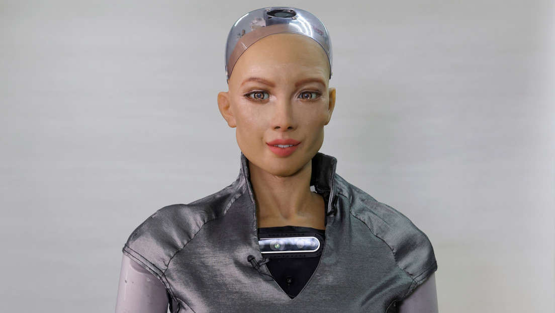El robot Sofía, que prometió aniquilar a la humanidad, y otros androides comenzarían a desarrollarse en masa en medio de la pandemia