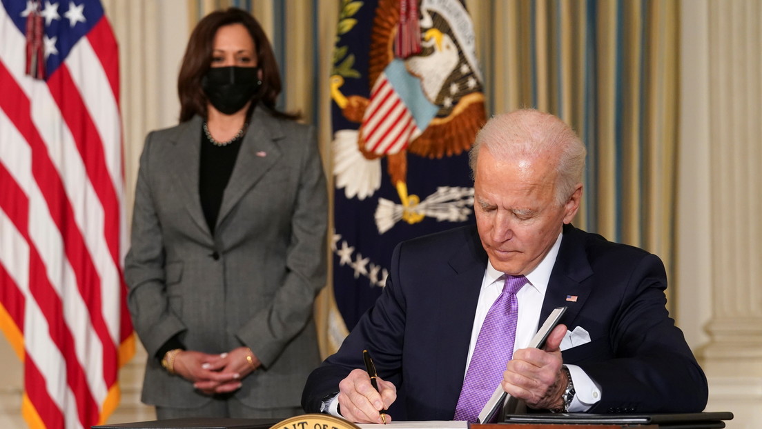 Biden pone fin a los contratos con prisiones privadas para solucionar "problemas sistémicos" en el sistema de justicia penal